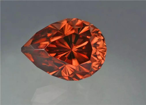 此锆石非彼“锆石”，堪称珠宝界中最冤的冤大头  第3张