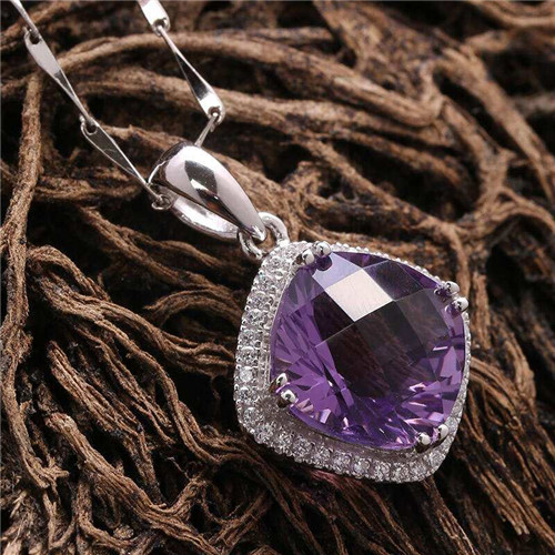 从喜爱的珠宝看穿女人的性格，你属于哪一种？  第3张