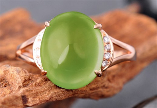 葡萄石价格是多少？有升值潜力吗？  第2张