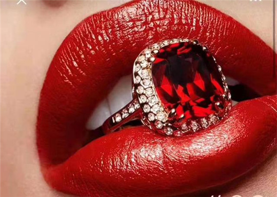 泸州哪儿可以鉴定翡翠绚丽中国红首饰，惊喜连连！  第2张