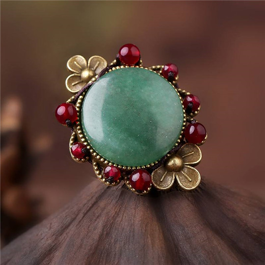 佩戴绿色东陵石戒指原来有这么多好处！  第3张