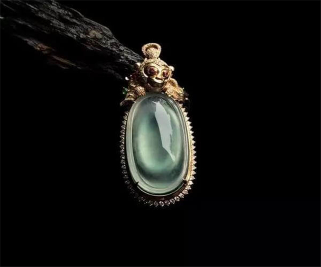 玻璃种翡翠的价钱一定比翡翠冰种翡翠高吗？这倒不一定！   第4张