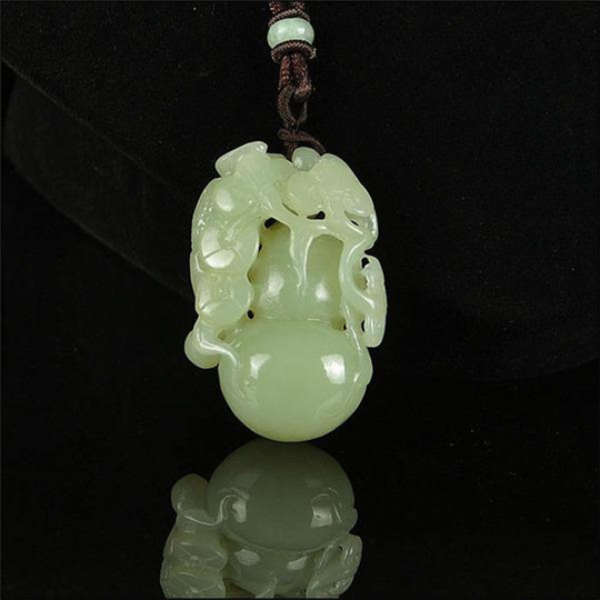 和田玉和岫岩玉有什么不一样？  第2张