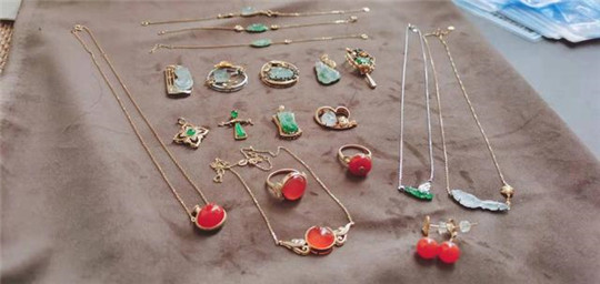 泸州哪儿可以鉴定翡翠绚丽中国红首饰，惊喜连连！  第3张