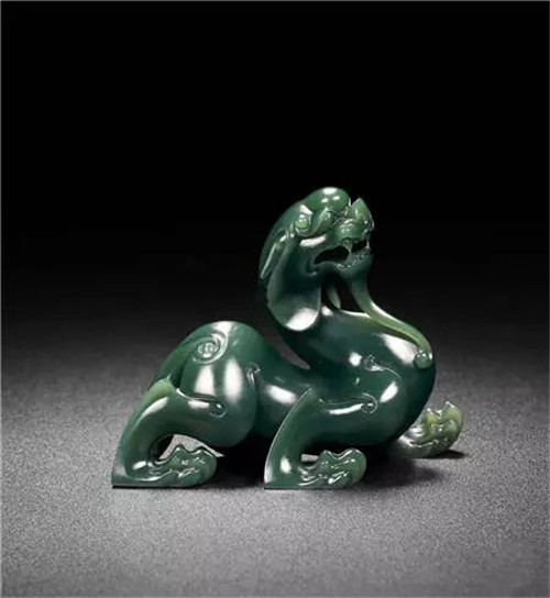 全雕花翡翠手镯工艺和田玉碧玉与青玉哪个更有收藏价值？  第3张