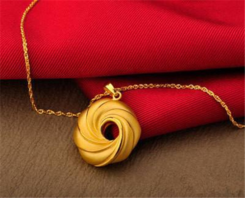 翡翠黄翡翠金店以旧换新这么多坑等你入，警惕忽悠小心亏损  第3张