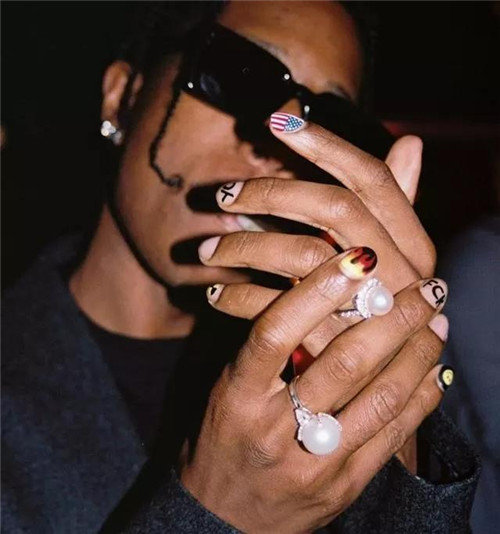 男性珠宝饰品市场前景可观，一起看看！  第13张