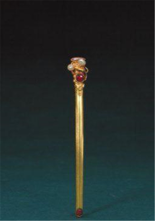 玛瑙与翡翠的价格清代宫廷后妃的珠宝首饰，一起欣赏下  第6张