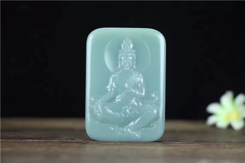 翡翠原石的色花的意思你觉得下一个要火爆的玉是那种？  第4张