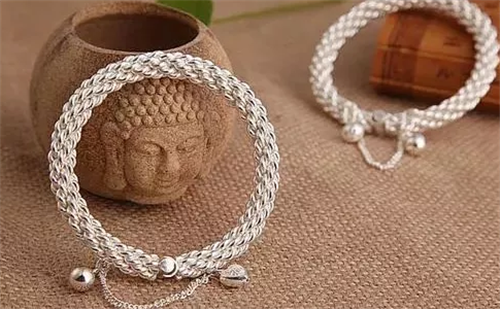 印象眸翡翠手镯银手镯的款式认识，切勿轻信忽悠损失大  第1张