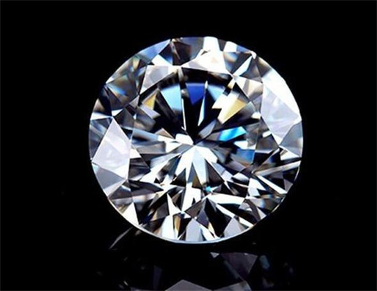 同等级的GIA钻石，价格却有差异  第1张