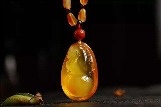 南齐原石蜜蜡比琥珀更贵？  第4张