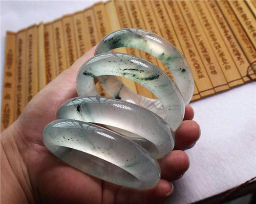 认识水沫子，千万别当玻璃种或冰种翡翠买  第1张