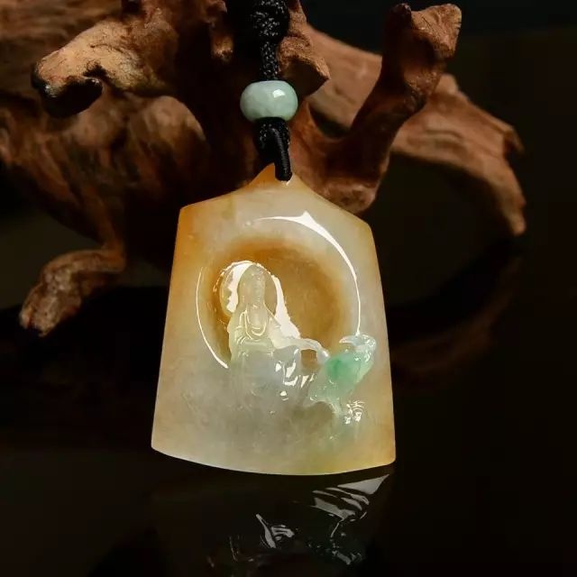 “红翡绿翠紫为贵”，黄翡沒有赏析使用价值？   第1张