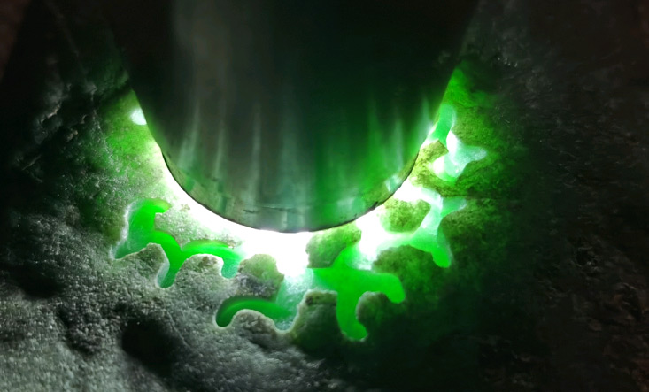 翡翠游戏玩家，为什么都爱带“毛”的翡翠   第1张