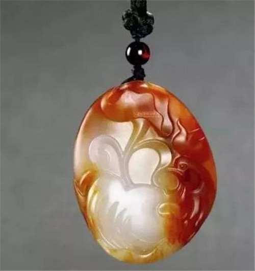 翡翠挂件证书编号何为“玉化”，玉化与玉石有什么区别？  第4张