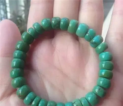翡翠墨翠多少钱如何盘玩出一串漂亮珠子？  第4张