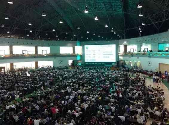 翡翠市场日渐两极化，你的翡翠是涨还是降？  第3张