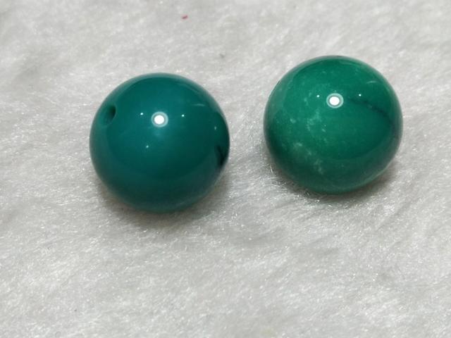 真假老坑玻璃种翡翠图除颜色外，这些因素还影响着绿松石的价格  第1张