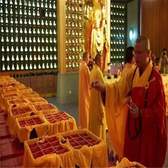 你的玉石开过光吗？  第1张