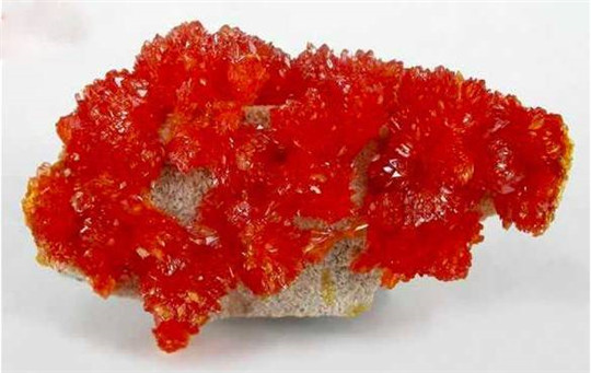 这9种有毒的玉石可不要轻易带回家！  第2张