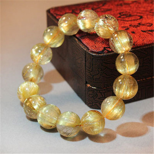 如何评价翡翠的颜色金发晶和钛晶如何区别？  第1张