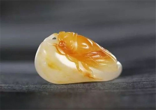 翡翠戒指玻璃种玉石雕件论克卖？  第2张