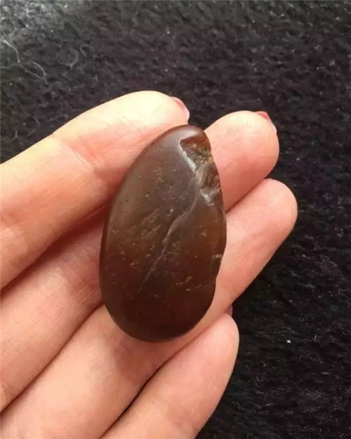 100元的“籽料”和完美的“特色料”，有捡漏的空间吗？  第6张