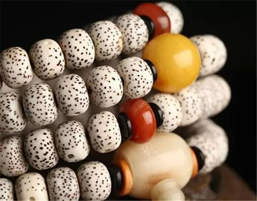 千万不要戴着这7类宝石洗澡，要哭了！  第2张