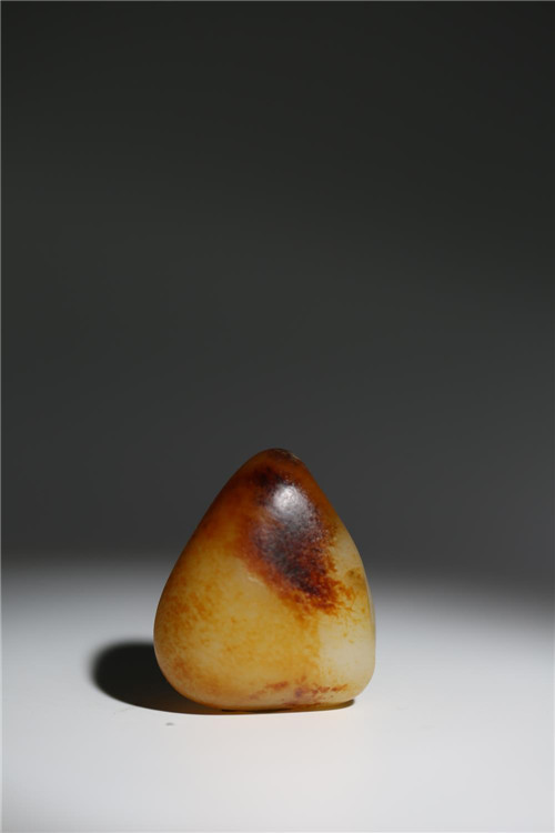 翡翠手镯磕了下玩玉误区多，你知道多少？  第6张