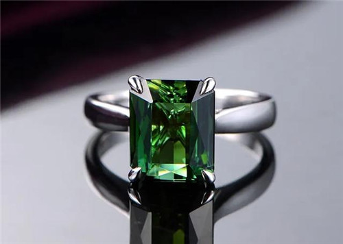 什么翡翠贵新手买宝石的七大“误区”，你中了几个？  第7张