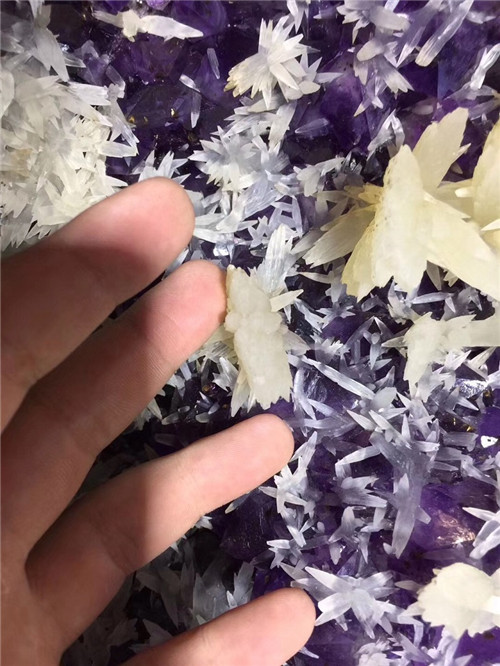 紫晶洞的价格受什么影响？  第2张