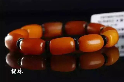 翡翠原石切开后图片 石头教你如何挑选老蜜蜡? 第4张