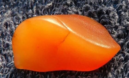 翡翠a货吊坠葫芦金丝玉的这三大瑕疵，一定要了解！  第2张