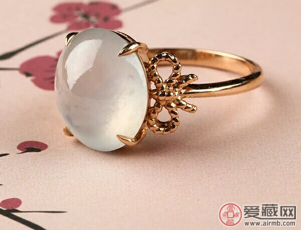冰糯翡翠种戒指怎么挑选 