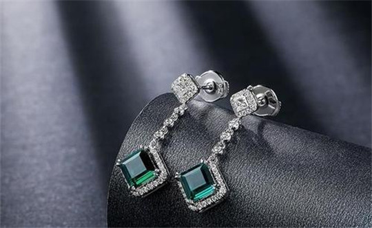 珠宝色彩的搭配需要注意什么？  第4张