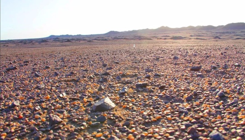 翡翠缅甸八大矿口从几十涨到几百，葡萄干玛瑙收藏潜力大！  第1张