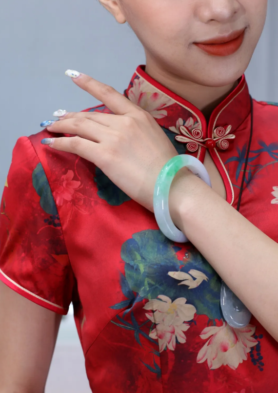 翡翠私人订制，做飞驰人生的亲姐姐   第2张