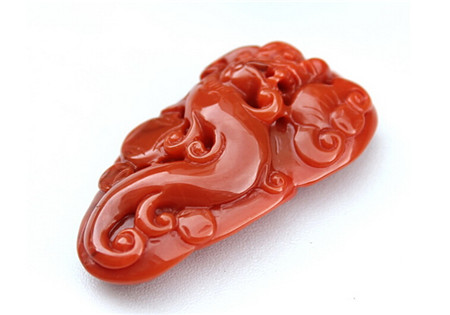 翡翠貔貅背上如意现在很多玛瑙叶子，叶子题材玛瑙雕件有何寓意？  第3张