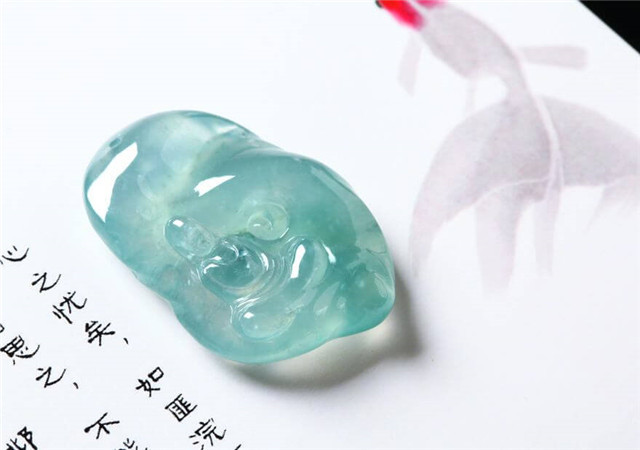 玉器真伪怎样鉴别几百块能购到翡翠冰种翡翠吗?当心追悔莫及！   第3张