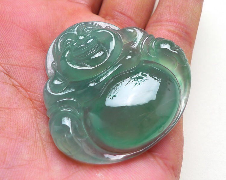 翡翠手镯的工艺种类直播间的翡翠为啥便宜？直播间买翡翠需要注意什么   第1张