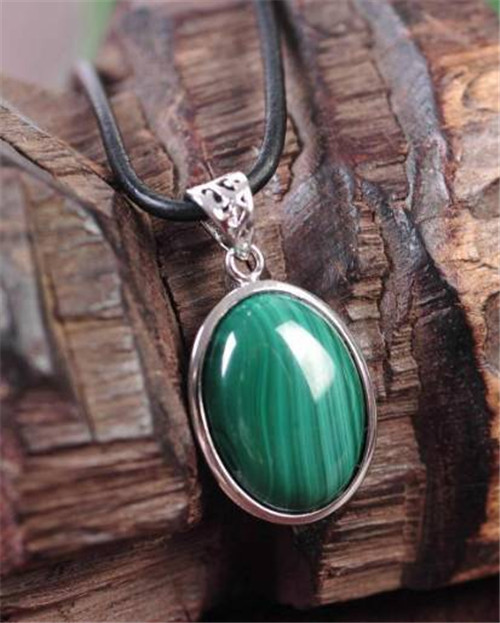 孔雀石你见过吗？有什么作用？  第2张