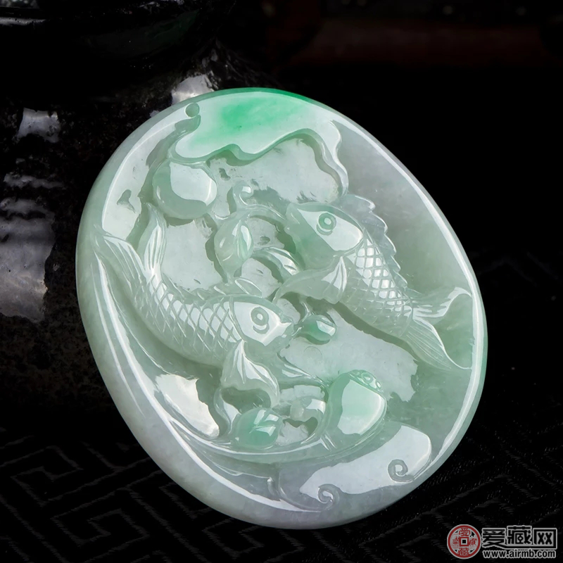 玻璃种帝王绿翡翠手镯多少钱假冰种翡翠是怎样加工出来的 