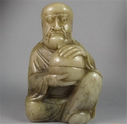 翡翠原石上的松花欣赏一波来自清代的老寿山石印章摆件  第2张