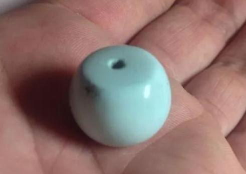 如果保养翡翠手镯绿松石黏手是怎么回事？  第2张