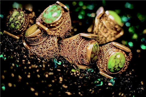 南亚男人崇尚的戒指时尚  第1张