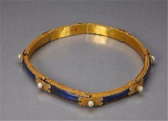 玛瑙与翡翠的价格清代宫廷后妃的珠宝首饰，一起欣赏下  第17张