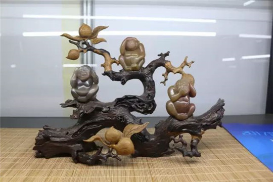 在新疆可以拾到的蛋白玉，玉石的后起之秀？  第3张