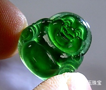 墨翠的手工雕刻品牌形象图案设计怎样？一般以传统式 