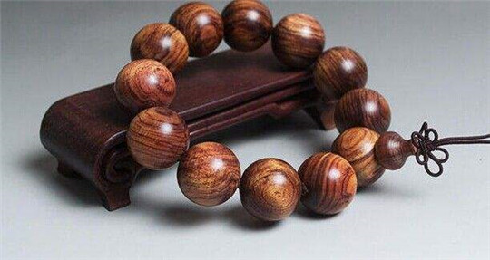 带棉的翡翠好吗手串都怕水吗？  第8张